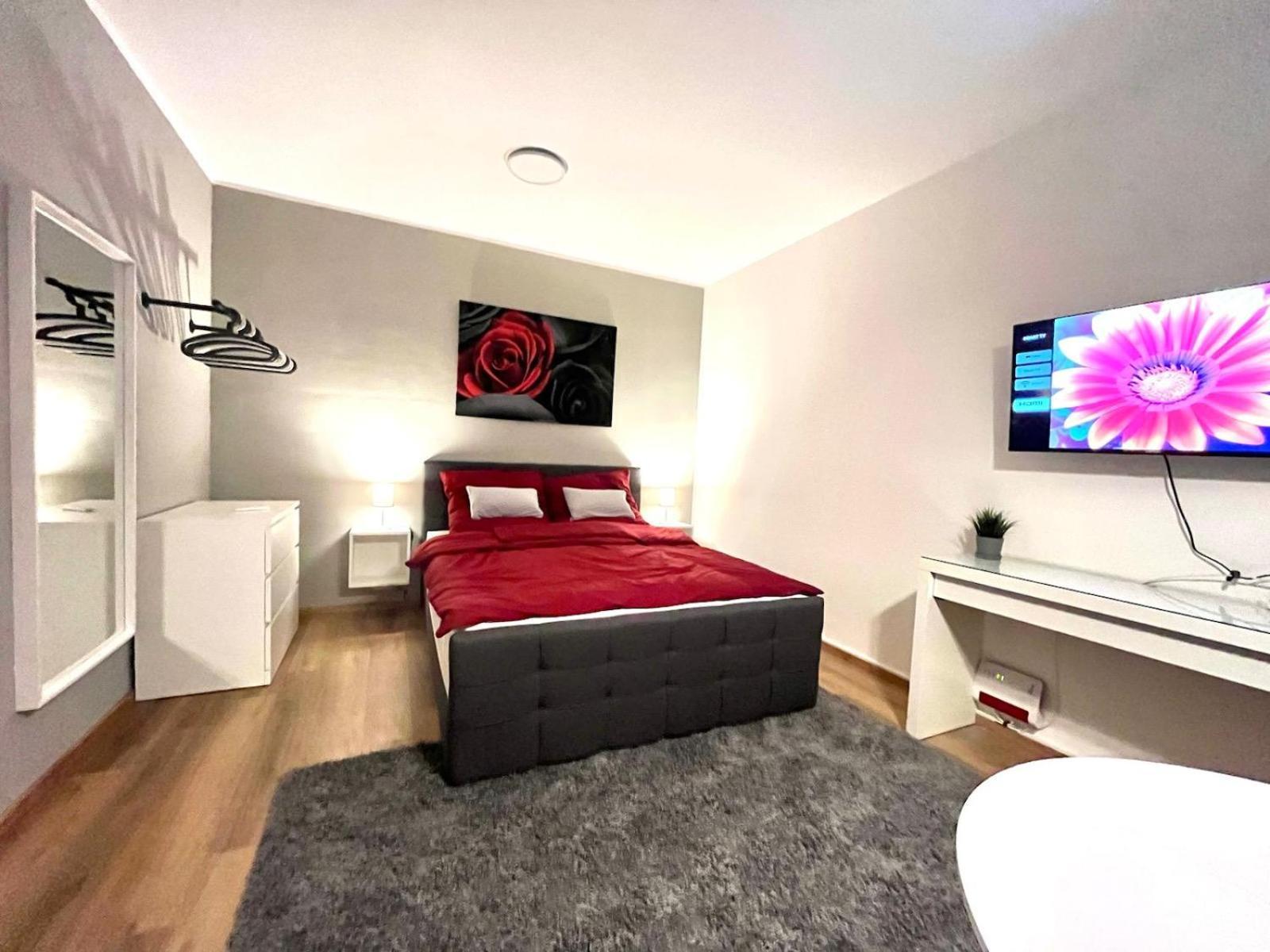 Studio Am Waldschloesschen Mit Kueche Und Netflix Dresda Esterno foto